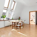 Main Square Views & In The Heart Of Old Town Apartment *