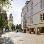 アパート Main Square Views & In The Heart Of Old Town