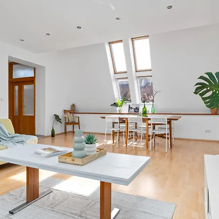 公寓 Main Square Views & In The Heart Of Old Town *