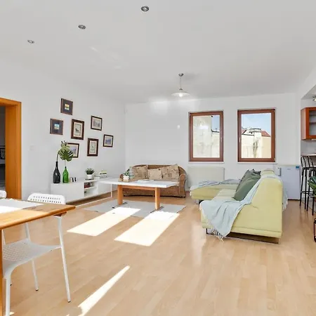 Appartement Main Square Views & In The Heart Of Old Town