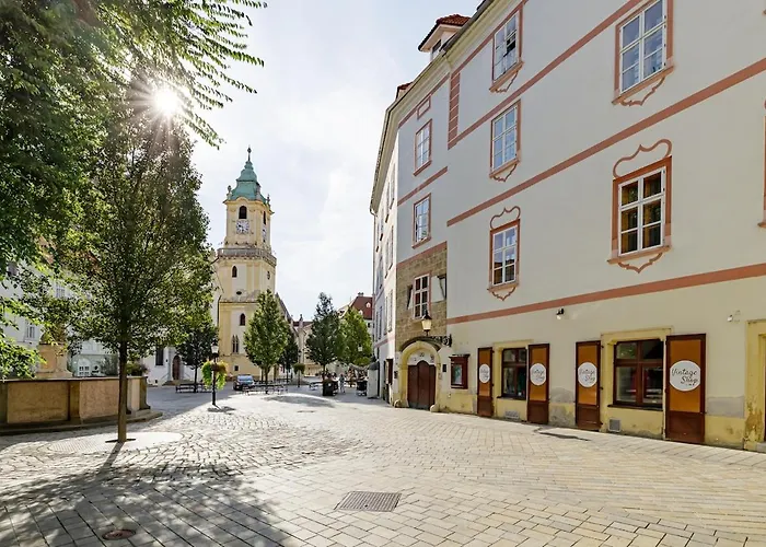 Apartment Main Square Views & In The Heart Of Old Town